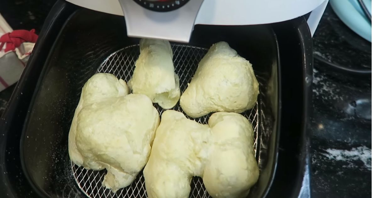 Biscoito de Polvilho Azedo na Air Fryer: Delicioso e Pronto em Apenas 10 Minutos 