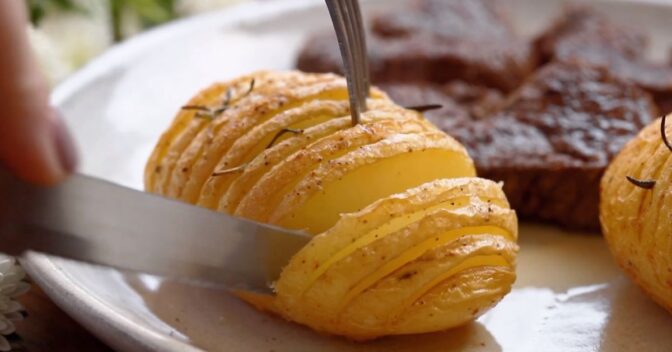 Acompanhamentos: Batata Hasselback: Tradição Sueca na Sua Cozinha