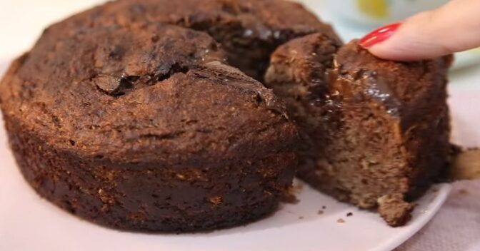 Bolos: Bolo Saudável e Saboroso: Uma Receita Excepcional Sem Açúcar, Aveia, Trigo ou Manteiga