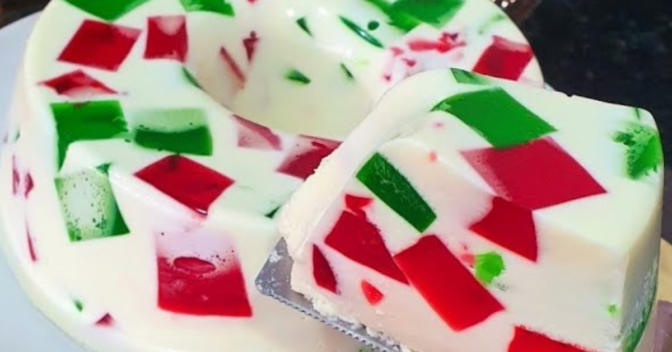 Sobremesas: Pudim de Coco com Mosaico de Gelatina