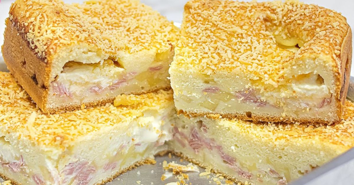 Torta Cremosa de Liquidificador Super Fácil – Massa Derrete na Boca – Recheio de Presunto, Queijo e Requeijão 