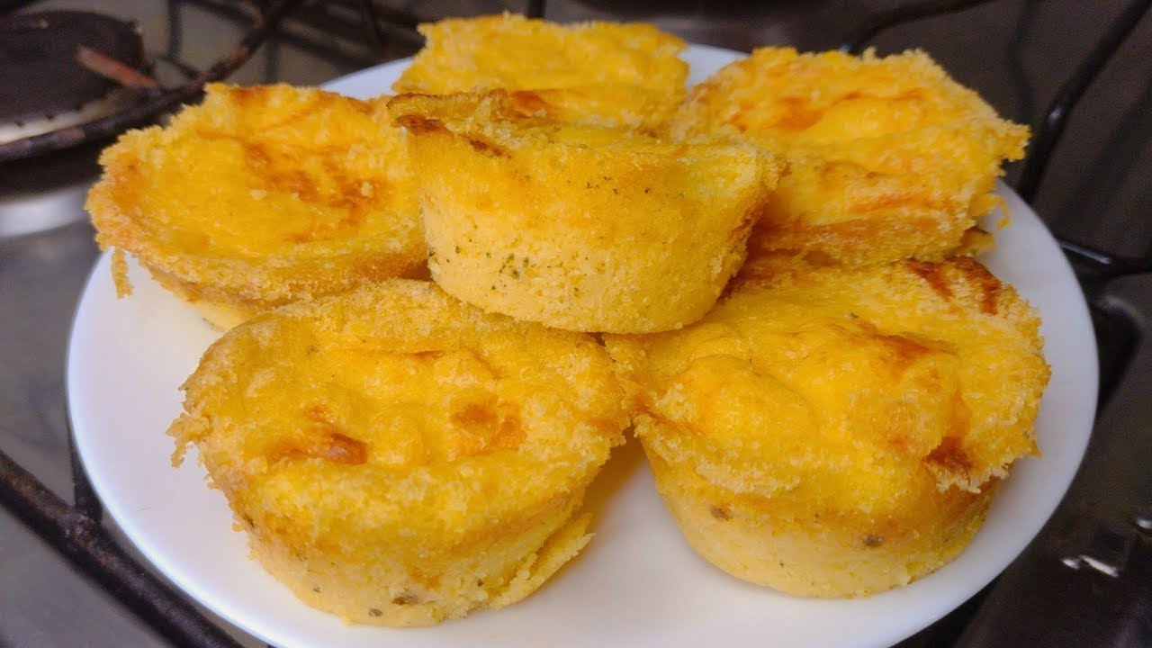 MISTURE TAPIOCA COM FUBÁ E 1 OVO E NÃO VAI MAIS QUERER PÃO NO CAFÉ DA MANHÃ 