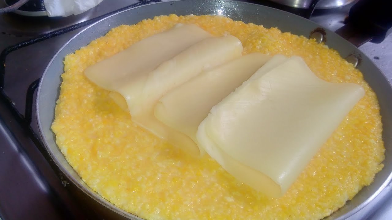 CUSCUZ DE FRIGIDEIRA MEGA RECHEADO COM QUEIJO 