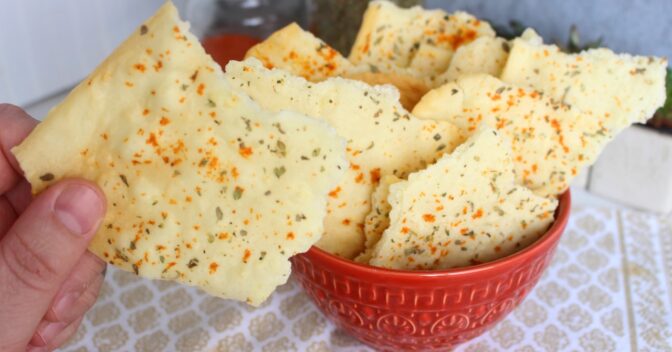 Acompanhamentos: Receita de crostini de queijo: um aperitivo gourmet fácil de preparar e impossível de resistir