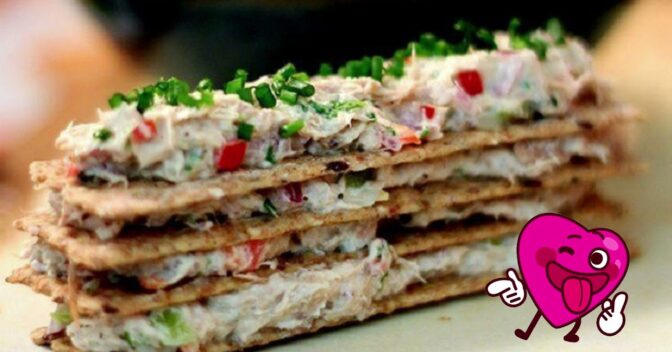 Pratos Únicos: Mil Folhas de Frango Cremoso e Salada Cítrica de Couve