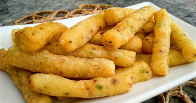 Acompanhamentos: VC JÁ FEZ BATATA FRITA ASSIM? CROCANTE E DELICIOSA